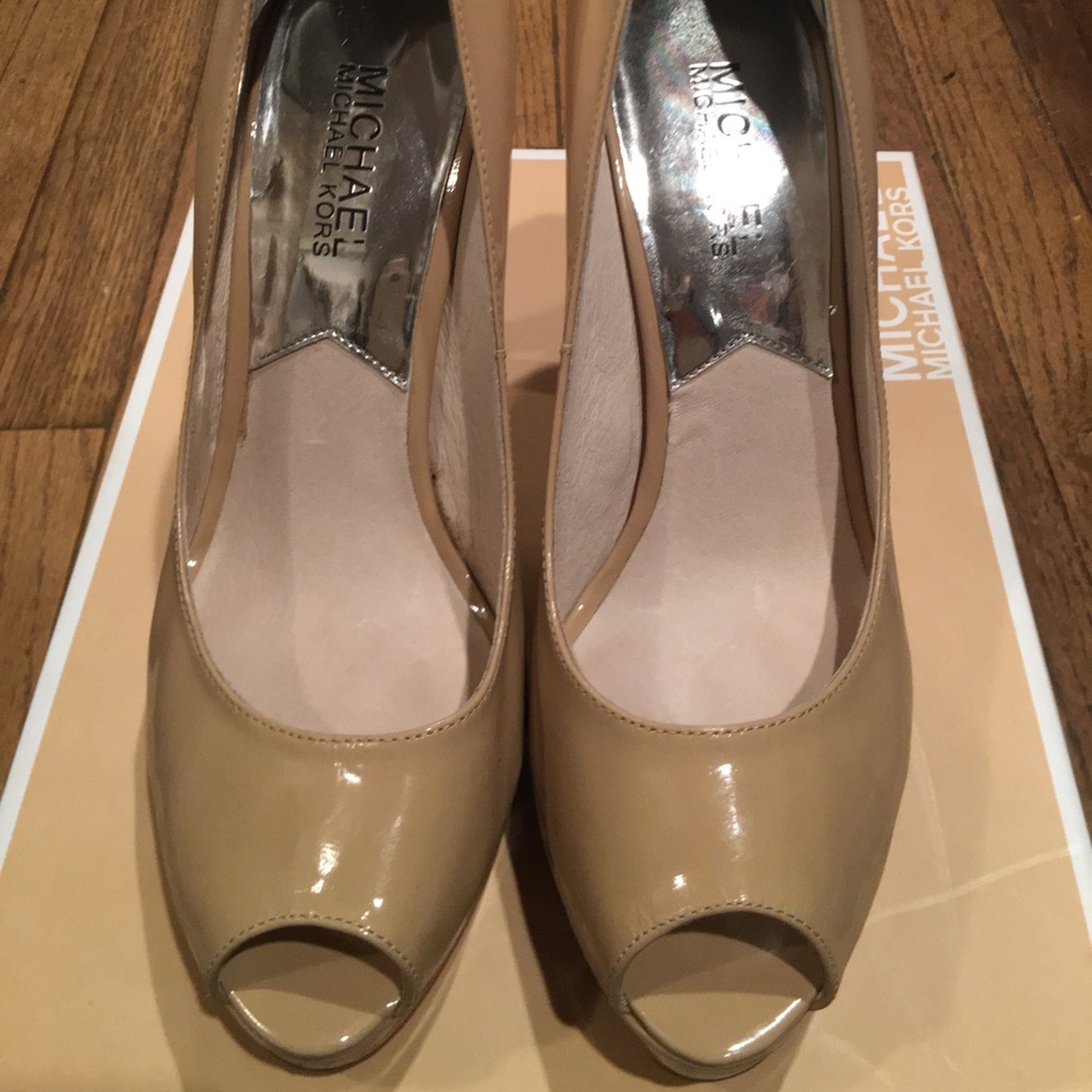 Michael Kors York Platform (Patent/Nude) - 6 1/2
